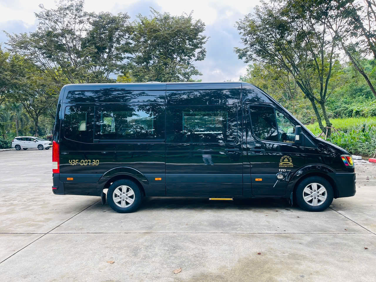Xe phục vụ công việc, hội nghị và sự kiện