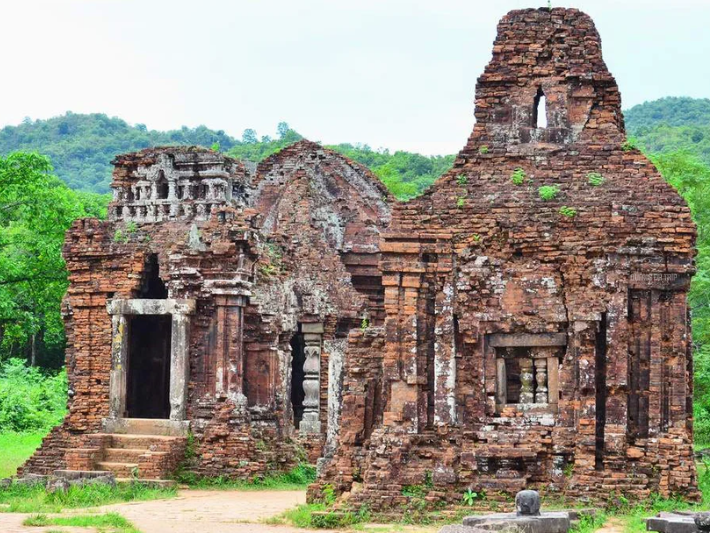 Tour tham quan thành phố Huế từ Hội An hoặc Đà Nẵng