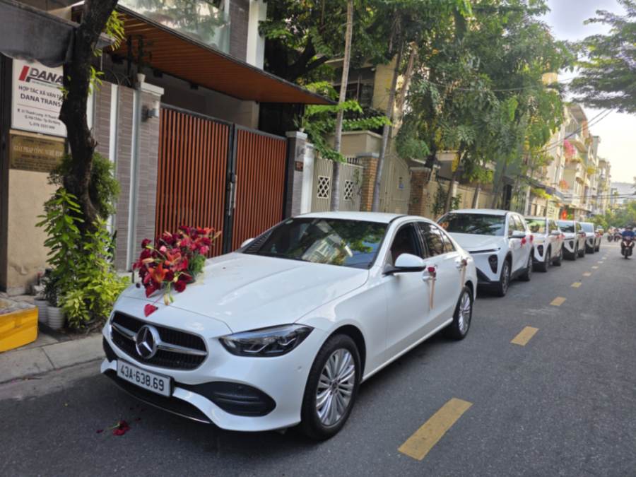 Wedding Car & Guest Transportation in Da Nang