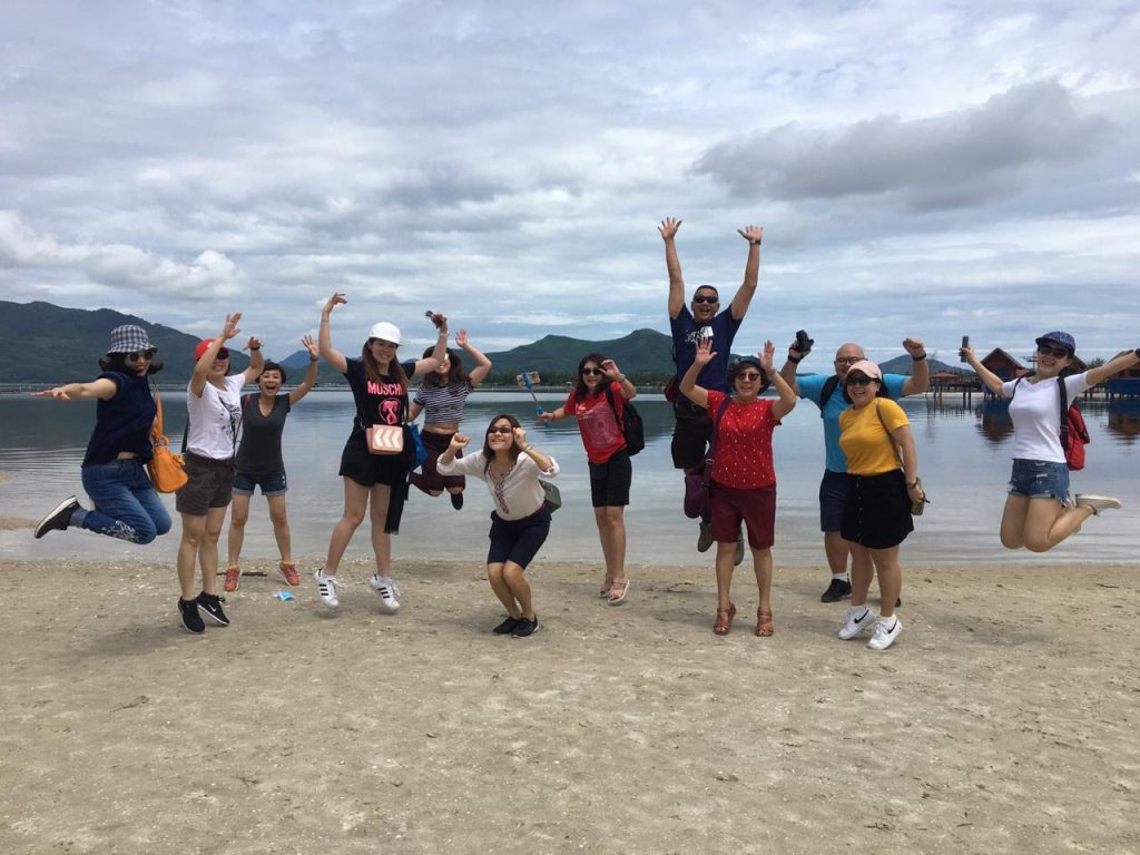 Private Trip with Driver from Hoi An/Da Nang to Hue via Hai Van Pass & Lap An Lagoon